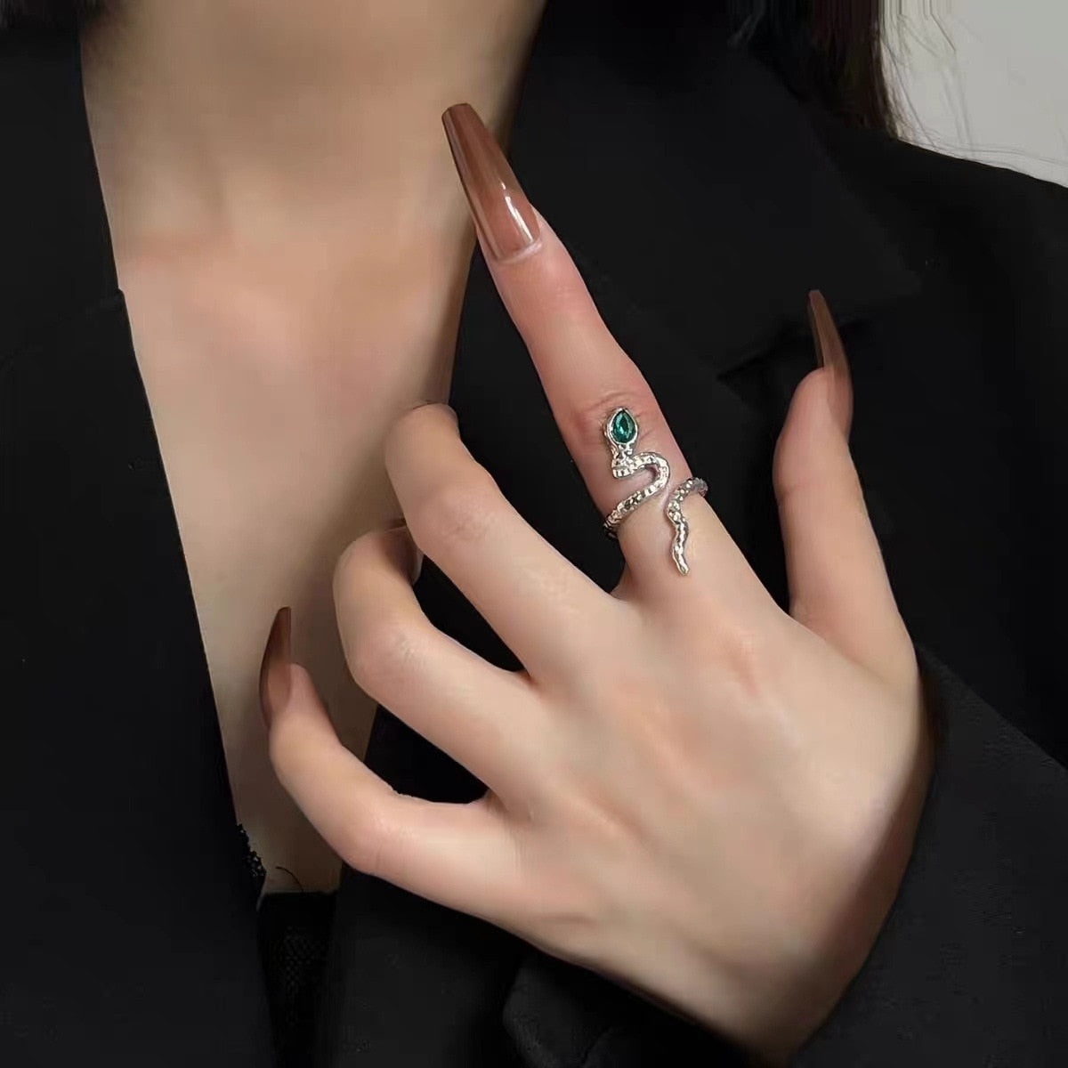 Shiny Snake Ring (Trendy)š¤