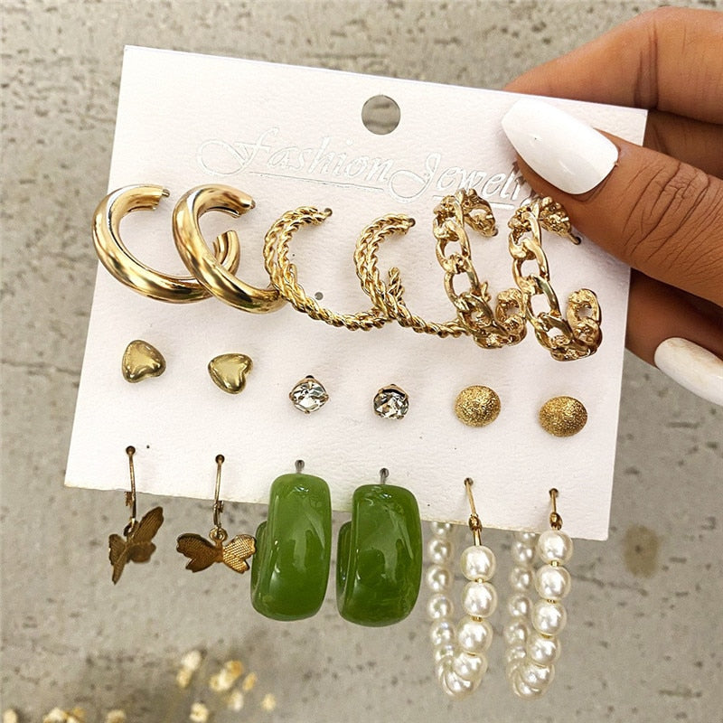 Cute Earrings for Women (Trendy jewelry's)💛